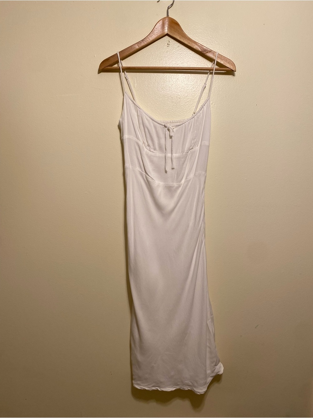 Wilfred Aritzia White Spaghetti Strap midi dress Size 4